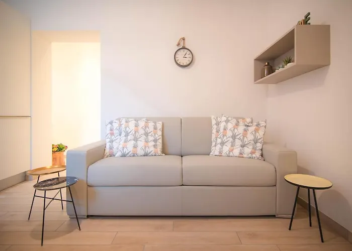 Comonfive *
