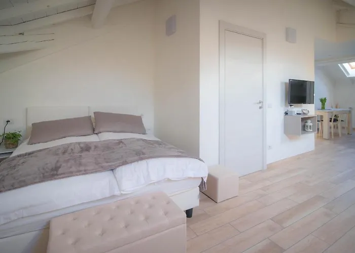 Holiday home Comonfive